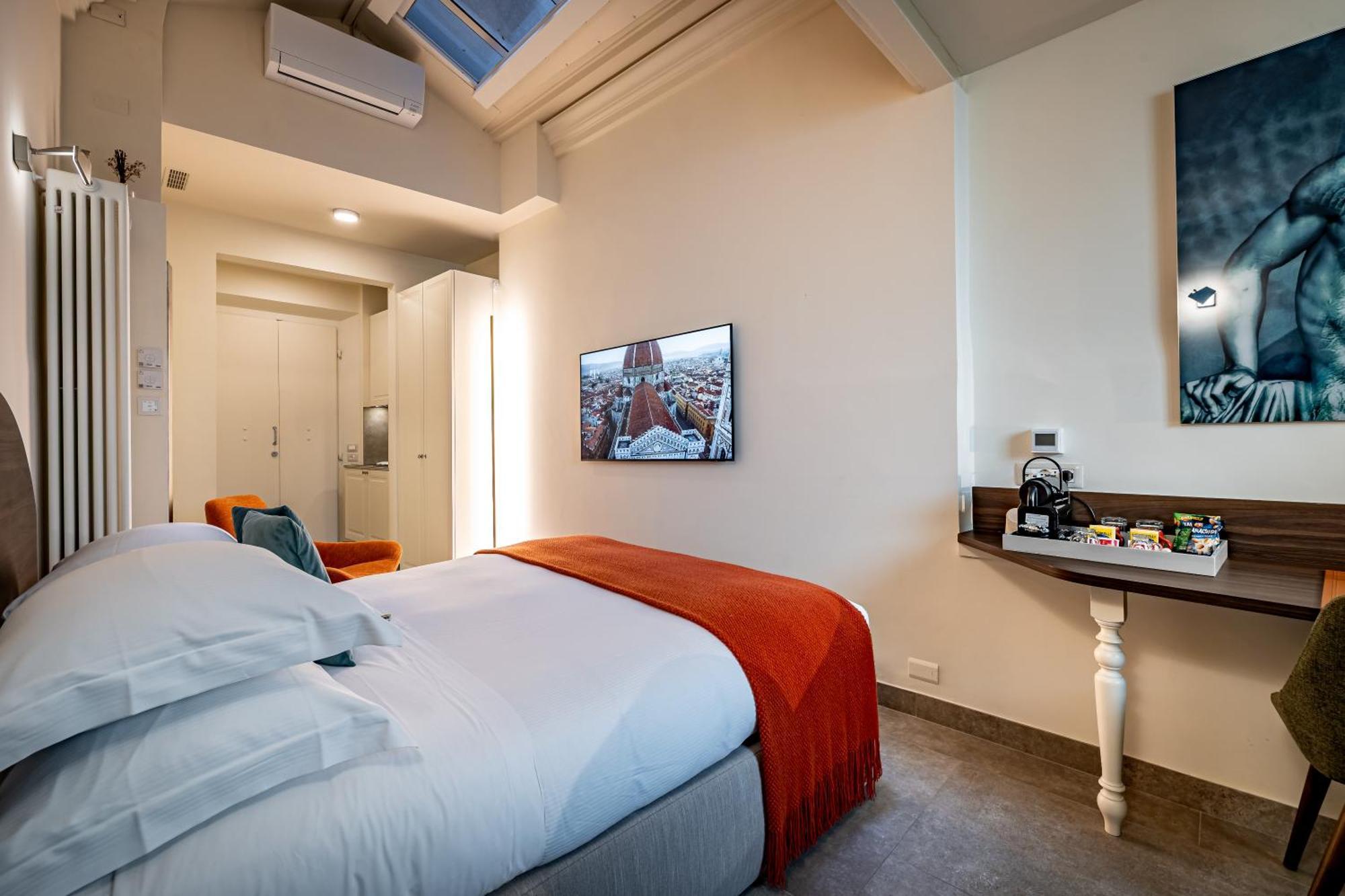Dimora Collection - Le Corti - Boutique Luxury Suites In A Restored 13Th Century Convent, With Sauna And Gym (Adults Only) Florence Exterior photo