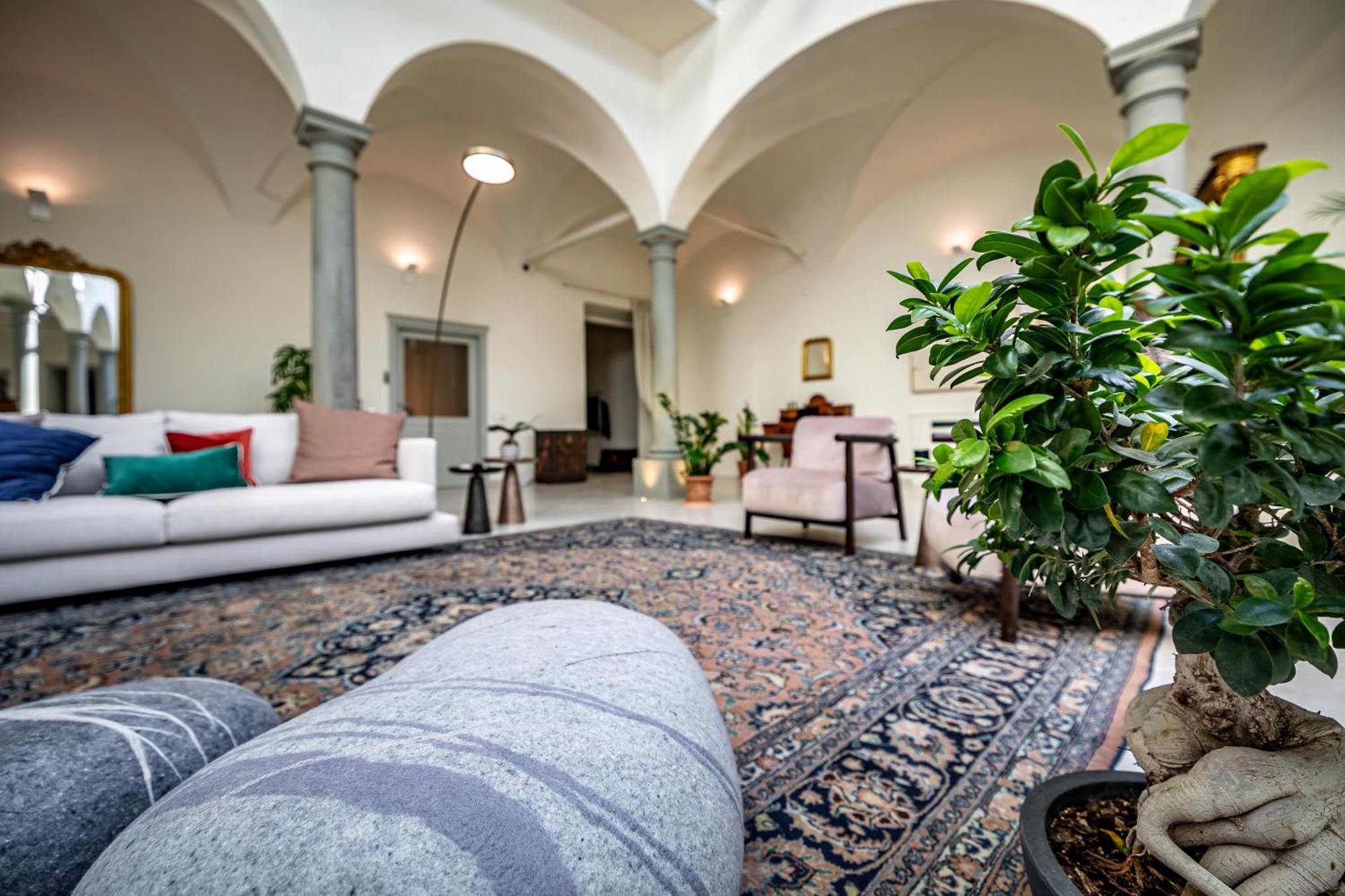 Dimora Collection - Le Corti - Boutique Luxury Suites In A Restored 13Th Century Convent, With Sauna And Gym (Adults Only) Florence Exterior photo